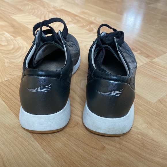 Dansko Womens Charlie Perforated Black Lace Up Sneaker Shoes Size 39 - Picture 3 of 8